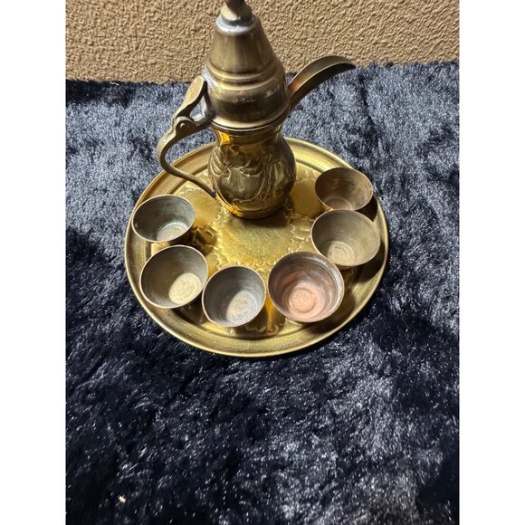 Child-Sized Brass Tea Set India Footed Pot 6 Cups Tray Etched Decoration - Picture 1 of 8